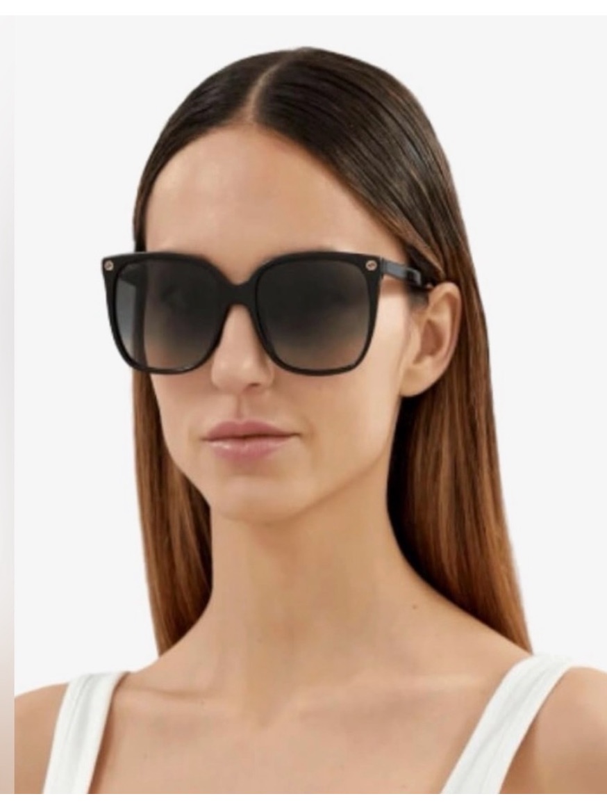 Gucci Women's Square Sunglasses - Black Frame With Gradient Gray Lenses